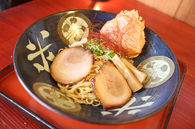 Menbo Showatei (麺房 昭和呈)