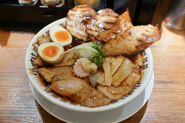 New Old Style Nikusoba Keisuke – Dai Nagoya Building (ニュー オールド スタイル 肉そば けいすけ 大名古屋ビルヂング店)