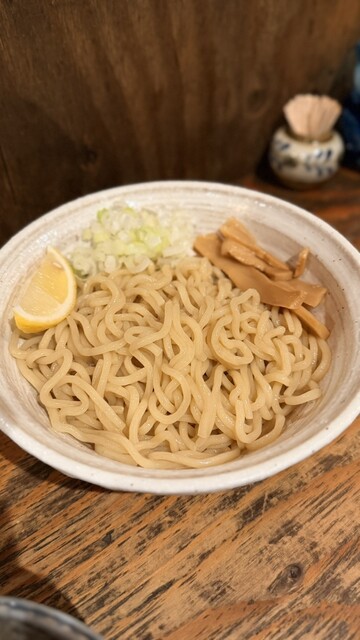 Nishinakajima Koryumasu (西中島 光龍益)