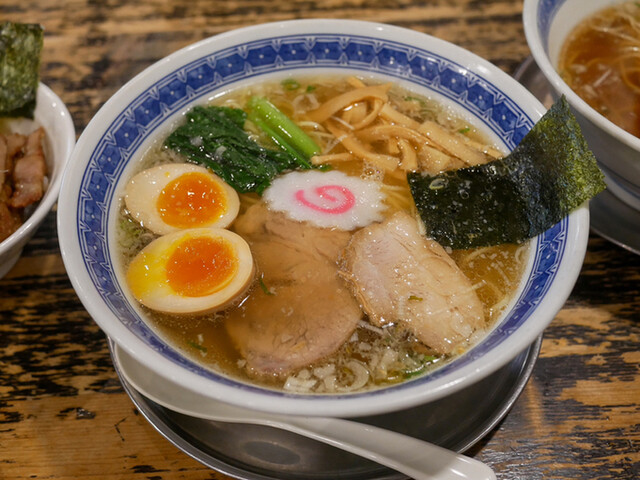 Ramen Kujiraken Yokohama Honten (らーめん くじら軒 横浜本店)