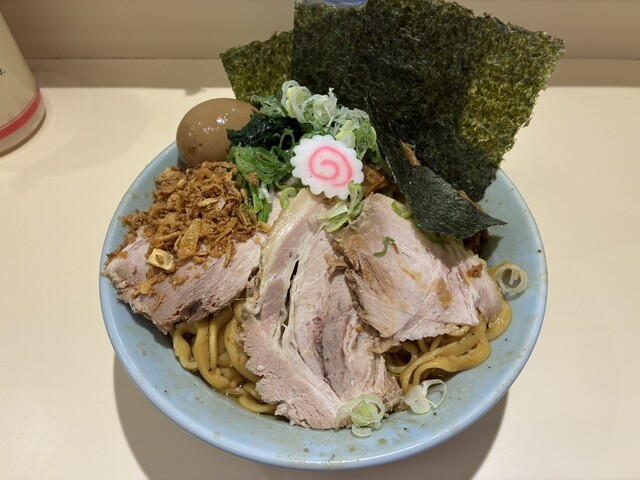 Jikaseimen Nichome Ramen (自家製麺 二丁目ラーメン)