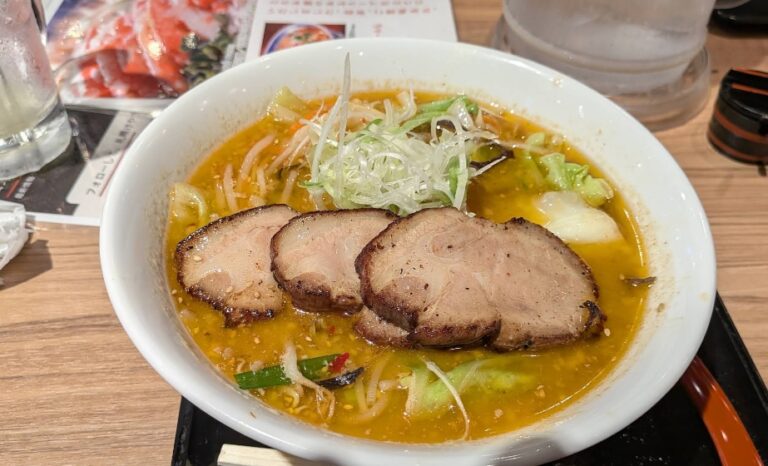 Miso Ramen Keyaki New Chitose Airport (札幌味噌ラーメン専門店 けやき 新千歳空港店)