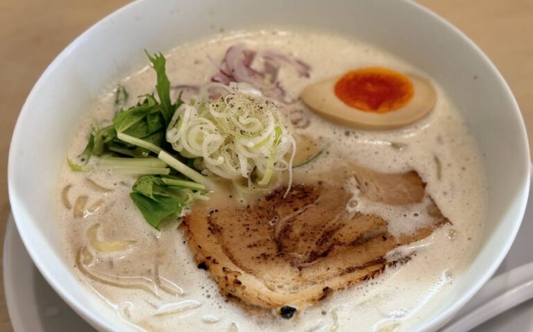 Toripaitan Soba Yuu (鶏白湯そば 燠)