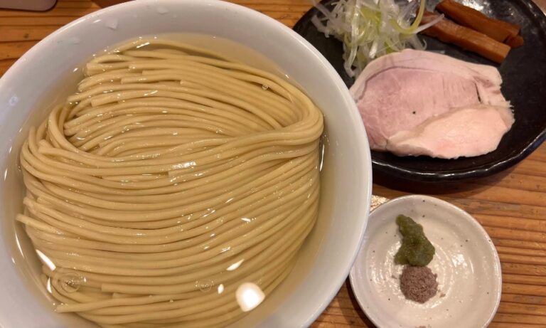 Menya Suzuharu (麺屋鈴春)