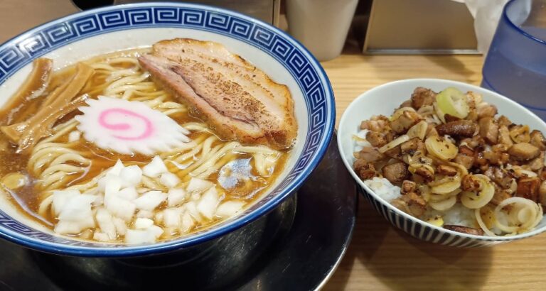 Niboshi Soba Ryu (煮干そば 流。)