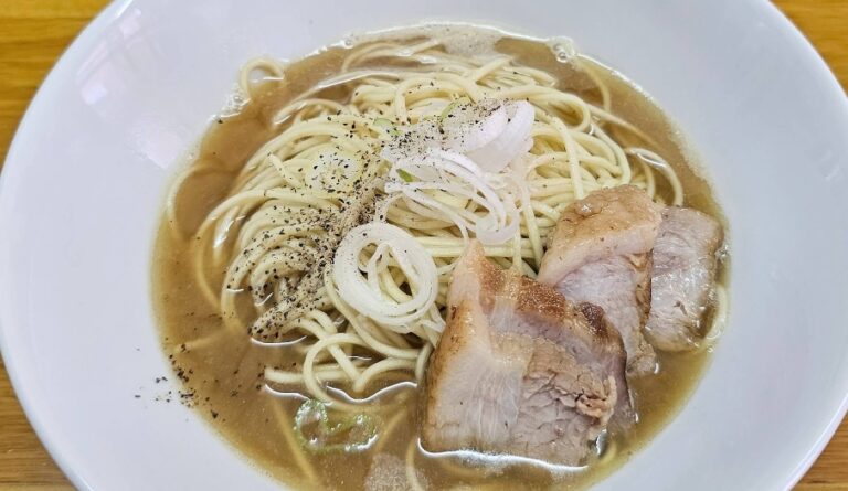 Chuka Sobaya Ito (中華そば屋 伊藤)