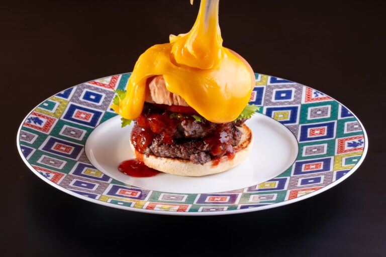 A5 Wagyu Burger GYUMON Kyoto Nishiki Market