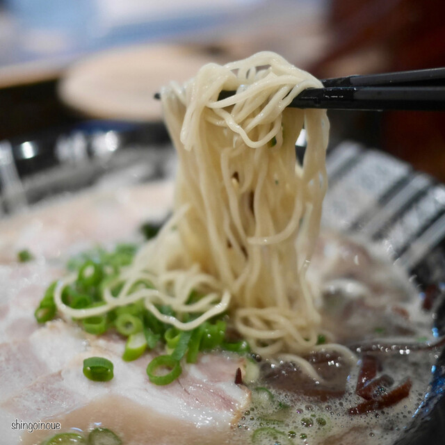 Hakata Issou Hakata-Eki Higashi Honten (博多一双 博多駅東本店)