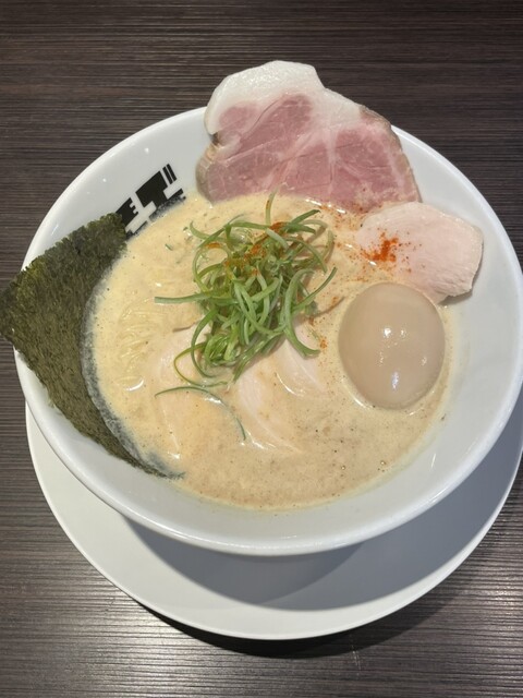 Ramen Torikaji Ippai (らぁめん トリカヂ イッパイ)