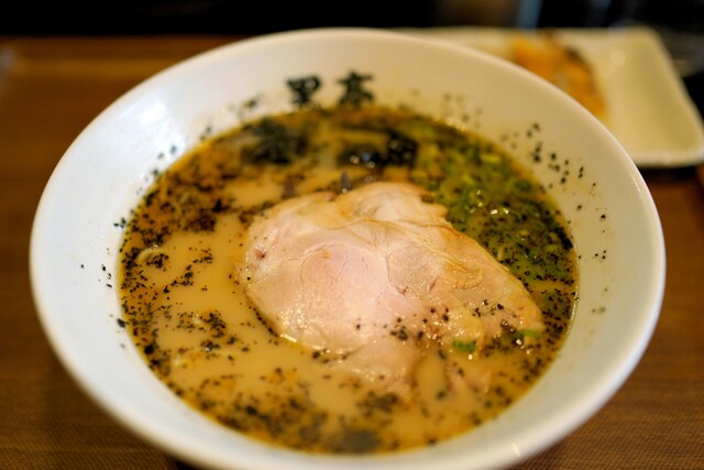 Kumamoto Ramen Kokutei Honten (熊本ラーメン 黒亭 本店)