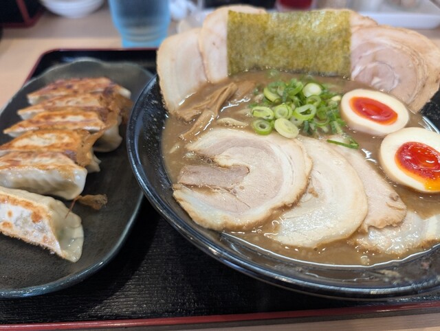 Ramen Yoshichi Katata-ten (らーめん 与七 堅田店)