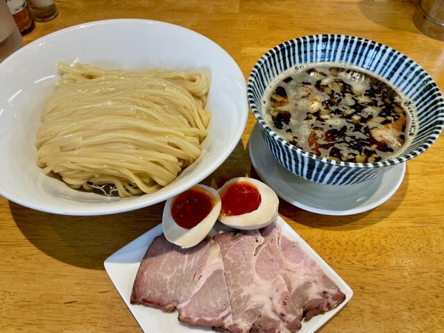 Men Shokudo 88 (麺食堂 88)