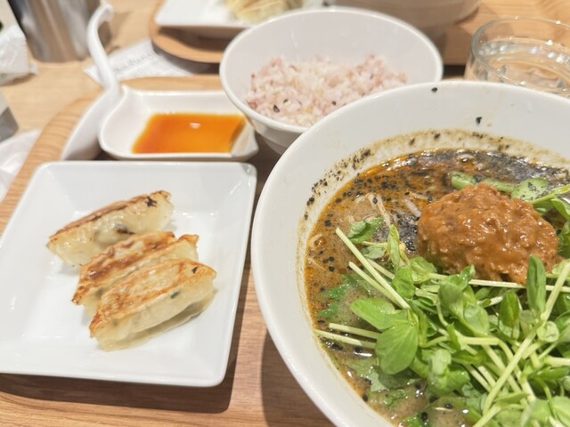 T’s Tantan (Tokyo Station)