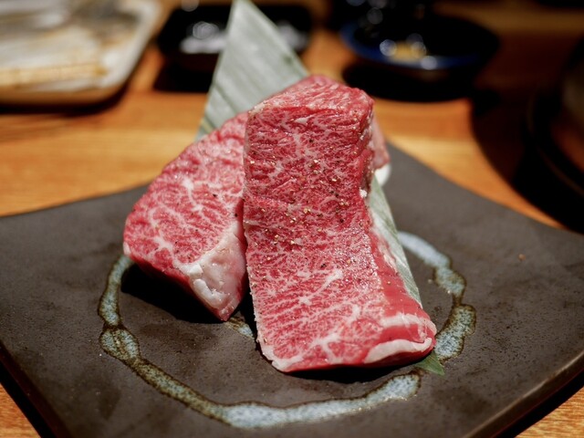 Shinsen Hormone Sanbyakuya (神泉ホルモン 三百屋)