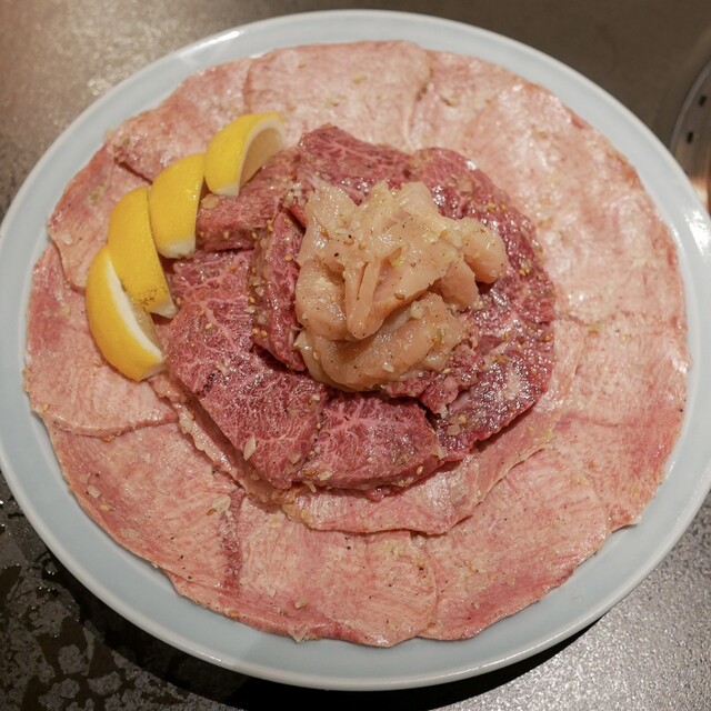 Yakiniku Seiryuen (焼肉静龍苑)