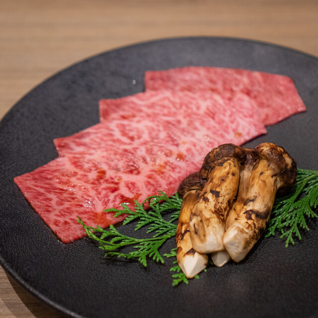 Yakiniku Ushigoro Nishiazabu Honten (焼肉うしごろ 西麻布本店)