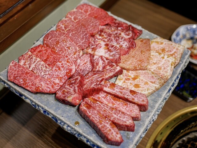 Yakiniku Horumon Beef Boss (焼肉 ホルモン Beef Boss)