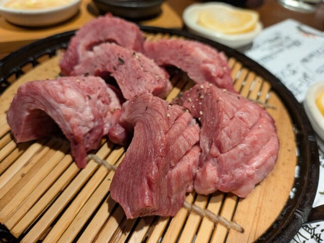 Sumika (春美可)
