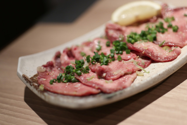 Yakiniku Tomiya Tsurumai Honten (焼肉富や 鶴舞本店)