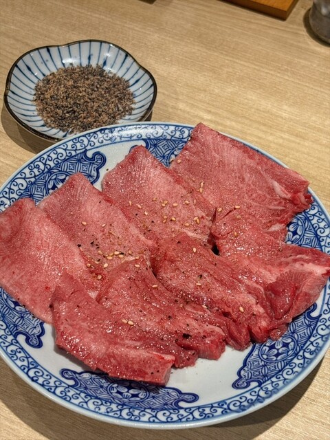 Yakiniku Horumon Odoru (焼肉・ホルモン 踊ル)
