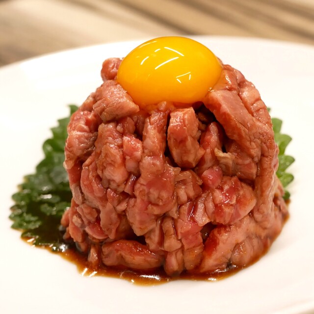 Isshobin Honten (一升びん 本店)