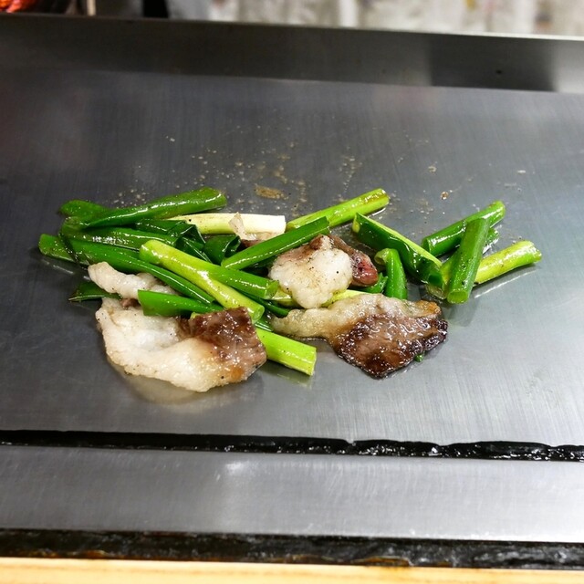 Horumon Ryori Senmonjo Toneya (ホルモン料理専門處 利根屋)