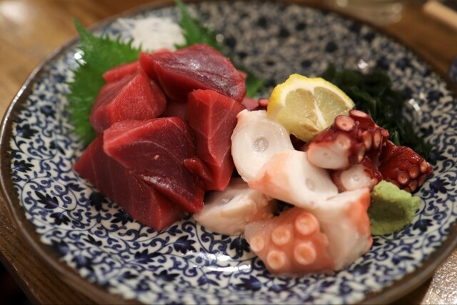 Hishidaya Sakaba (菱田屋酒場)