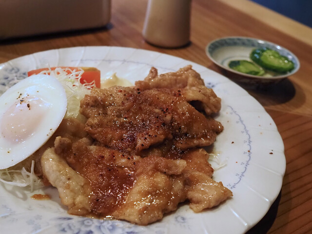 Chotsugahi (ちょうつがひ)