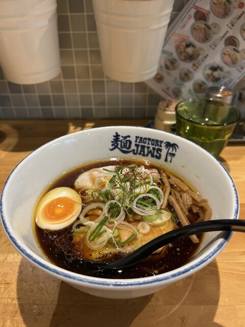 Men Factory JAWS (麺ファクトリー ジョーズ)