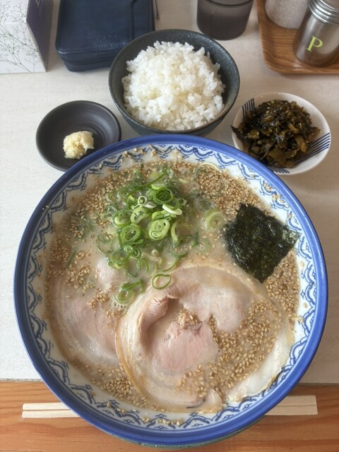 Noodle dish at Hakata Tonkotsu Tenjinki