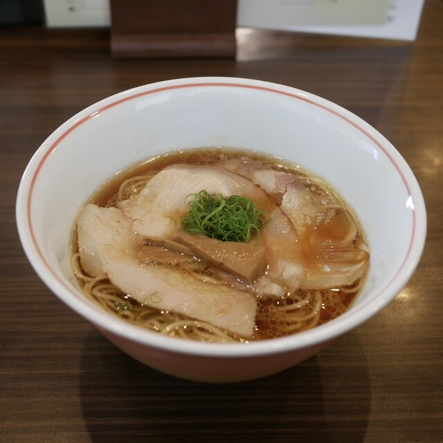 Ramen Mugi Hitotsubu (らぁ麺 麦一粒)