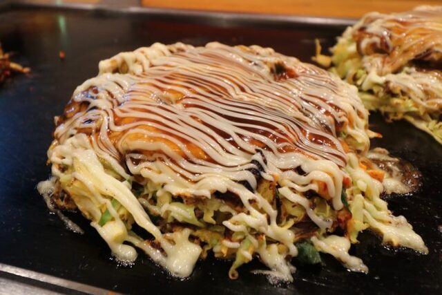 Okonomiyaki Omoni Honten (お好み焼 オモニ 本店)