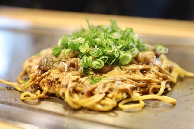 Okonomiyaki Shimizu (お好み焼き しみづ)