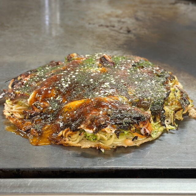 Okonomiyaki Tecchan Honten (お好み焼き てっちゃん 本店)