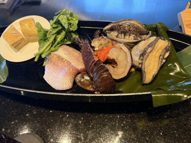 Seafood and vegetables for teppanyaki at Teppanyaki Kareki