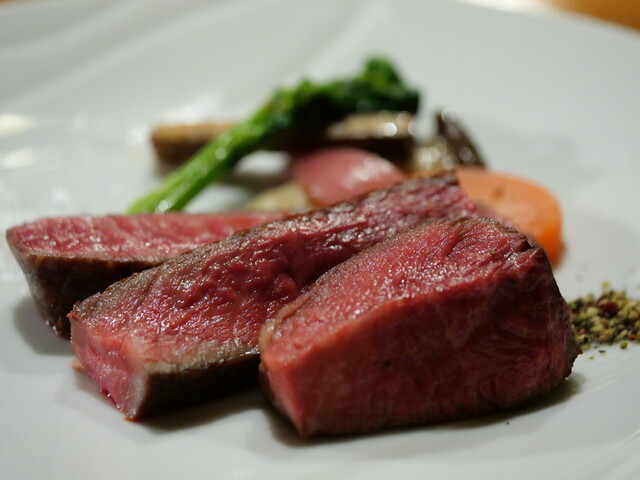 Sliced steak with vegetables at Golot
